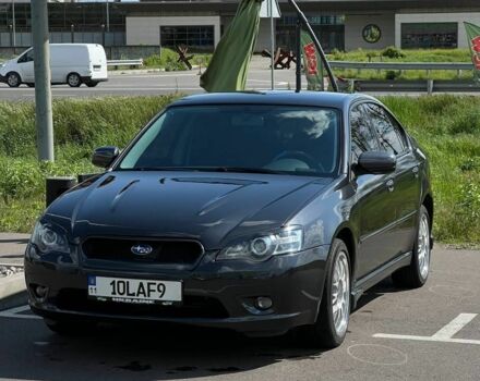 Сірий Субару Легасі, об'ємом двигуна 2 л та пробігом 240 тис. км за 6400 $, фото 1 на Automoto.ua
