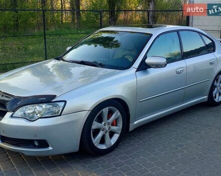Серый Субару Легаси, объемом двигателя 3 л и пробегом 342 тыс. км за 5800 $, фото 1 на Automoto.ua