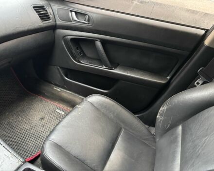 Серый Субару Легаси, объемом двигателя 2 л и пробегом 300 тыс. км за 4400 $, фото 1 на Automoto.ua