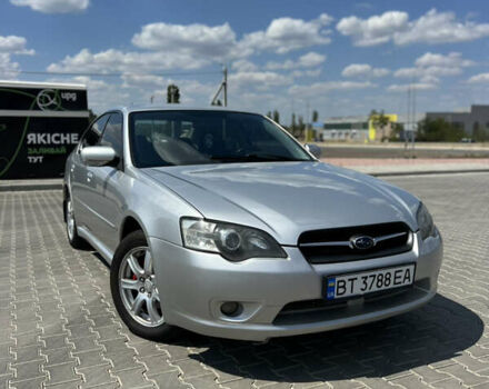 Сірий Субару Легасі, об'ємом двигуна 1.99 л та пробігом 250 тис. км за 5899 $, фото 1 на Automoto.ua