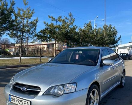 Серый Субару Легаси, объемом двигателя 2 л и пробегом 300 тыс. км за 4200 $, фото 1 на Automoto.ua