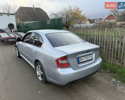 Сірий Субару Легасі, об'ємом двигуна 2 л та пробігом 300 тис. км за 2700 $, фото 1 на Automoto.ua