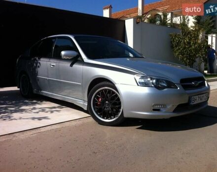 Серый Субару Легаси, объемом двигателя 2 л и пробегом 185 тыс. км за 7000 $, фото 1 на Automoto.ua