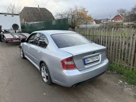 Сірий Субару Легасі, об'ємом двигуна 2 л та пробігом 300 тис. км за 2700 $, фото 1 на Automoto.ua