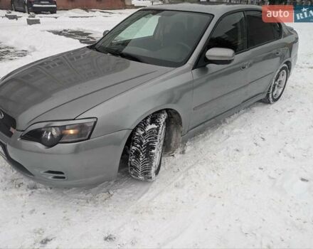 Серый Субару Легаси, объемом двигателя 2 л и пробегом 280 тыс. км за 3900 $, фото 1 на Automoto.ua