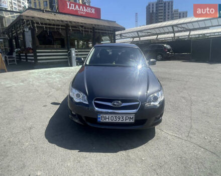 Серый Субару Легаси, объемом двигателя 1.99 л и пробегом 200 тыс. км за 6000 $, фото 1 на Automoto.ua