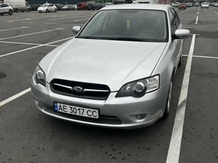Сірий Субару Легасі, об'ємом двигуна 1.99 л та пробігом 165 тис. км за 6200 $, фото 1 на Automoto.ua