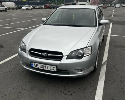 Серый Субару Легаси, объемом двигателя 1.99 л и пробегом 165 тыс. км за 6200 $, фото 1 на Automoto.ua