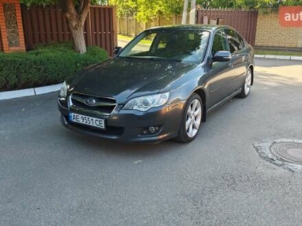 Субару Легасі 2007 у Києві на Automoto.ua Сірий Субару Легасі, об'ємом двигуна 2.5 л та пробігом 118 тис. км за 6900 $, фото 1 на Automoto.ua