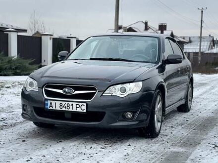 Серый Субару Легаси, объемом двигателя 2 л и пробегом 196 тыс. км за 7000 $, фото 1 на Automoto.ua