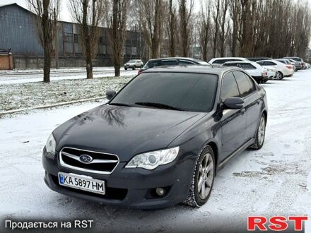 Серый Субару Легаси, объемом двигателя 2.5 л и пробегом 19500 тыс. км за 5200 $, фото 1 на Automoto.ua