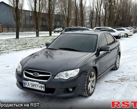Серый Субару Легаси, объемом двигателя 2.5 л и пробегом 19500 тыс. км за 5200 $, фото 1 на Automoto.ua