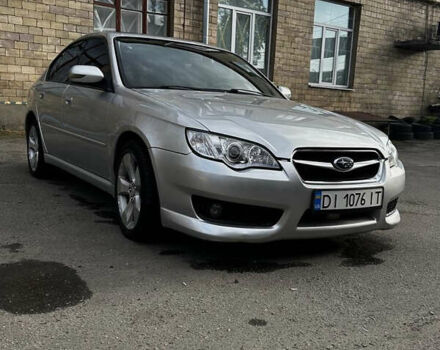 Сірий Субару Легасі, об'ємом двигуна 1.99 л та пробігом 255 тис. км за 6300 $, фото 1 на Automoto.ua