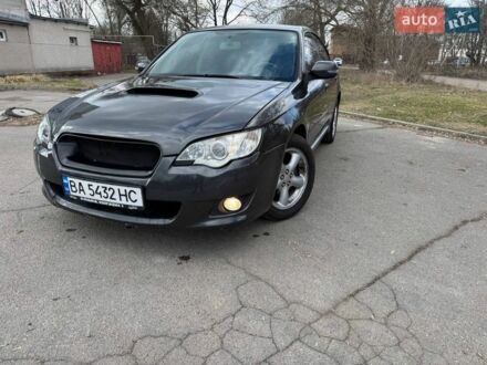 Серый Субару Легаси, объемом двигателя 1.99 л и пробегом 214 тыс. км за 3500 $, фото 1 на Automoto.ua