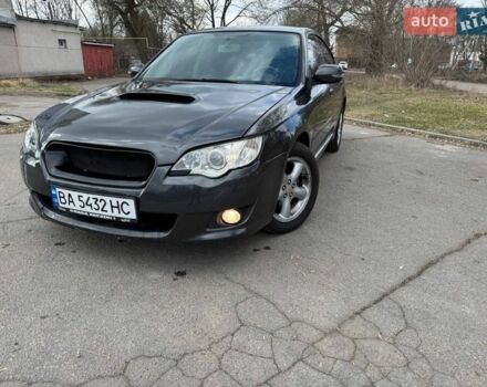 Серый Субару Легаси, объемом двигателя 1.99 л и пробегом 214 тыс. км за 3500 $, фото 1 на Automoto.ua