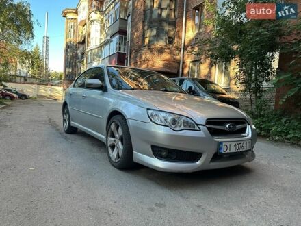 Сірий Субару Легасі, об'ємом двигуна 1.99 л та пробігом 260 тис. км за 6200 $, фото 1 на Automoto.ua
