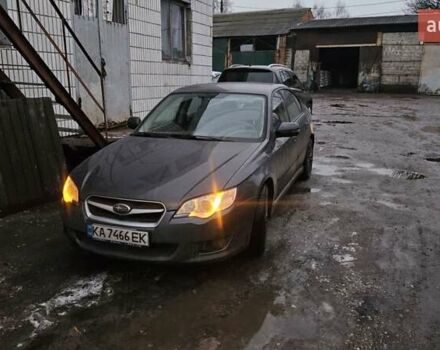Серый Субару Легаси, объемом двигателя 1.99 л и пробегом 340 тыс. км за 5500 $, фото 1 на Automoto.ua