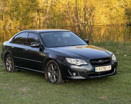 Серый Субару Легаси, объемом двигателя 0 л и пробегом 210 тыс. км за 4600 $, фото 1 на Automoto.ua