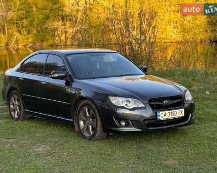 Серый Субару Легаси, объемом двигателя 2 л и пробегом 210 тыс. км за 4650 $, фото 1 на Automoto.ua