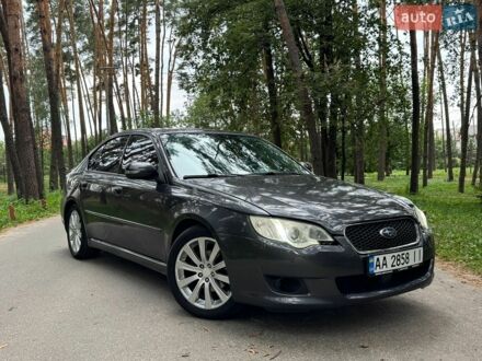 Сірий Субару Легасі, об'ємом двигуна 2 л та пробігом 314 тис. км за 4999 $, фото 1 на Automoto.ua