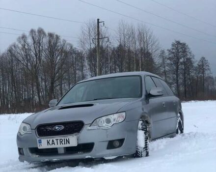Серый Субару Легаси, объемом двигателя 2 л и пробегом 211 тыс. км за 5000 $, фото 1 на Automoto.ua
