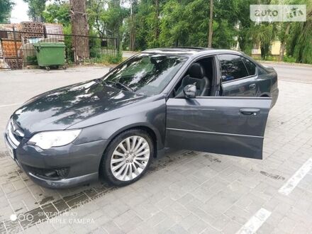 Субару Легаси 2008 в Новомосковске на Automoto.ua Серый Субару Легаси, объемом двигателя 3 л и пробегом 290 тыс. км за 7300 $, фото 1 на Automoto.ua