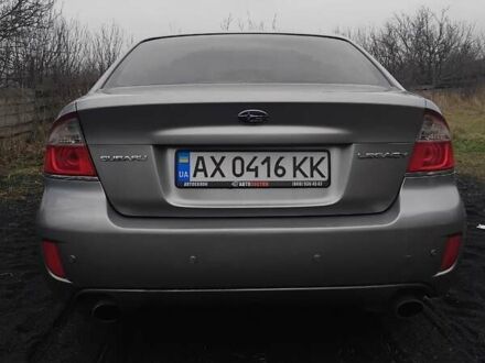 Сірий Субару Легасі, об'ємом двигуна 2 л та пробігом 340 тис. км за 5400 $, фото 1 на Automoto.ua
