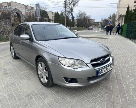 Серый Субару Легаси, объемом двигателя 2 л и пробегом 350 тыс. км за 5100 $, фото 1 на Automoto.ua