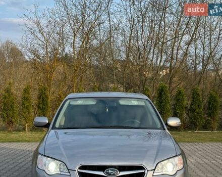 Серый Субару Легаси, объемом двигателя 1.99 л и пробегом 246 тыс. км за 5500 $, фото 1 на Automoto.ua