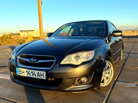 Сірий Субару Легасі, об'ємом двигуна 2 л та пробігом 319 тис. км за 6400 $, фото 1 на Automoto.ua
