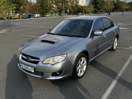 Серый Субару Легаси, объемом двигателя 2 л и пробегом 304 тыс. км за 6000 $, фото 1 на Automoto.ua