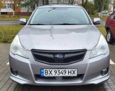 Сірий Субару Легасі, об'ємом двигуна 2 л та пробігом 180 тис. км за 8585 $, фото 1 на Automoto.ua