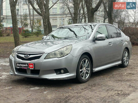 Субару Легаси 2009 в Киеве на Automoto.ua Серый Субару Легаси, объемом двигателя 2 л и пробегом 246 тыс. км за 8790 $, фото 1 на Automoto.ua