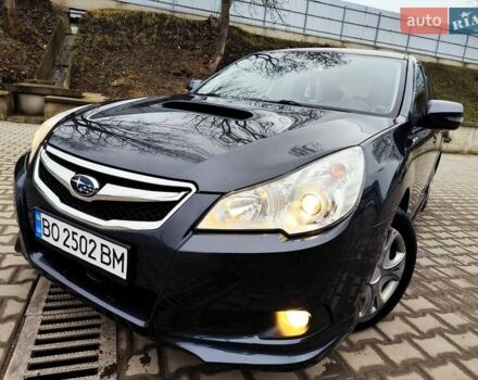 Сірий Субару Легасі, об'ємом двигуна 2 л та пробігом 215 тис. км за 7500 $, фото 1 на Automoto.ua
