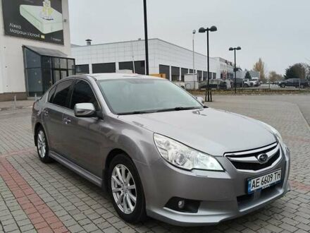 Сірий Субару Легасі, об'ємом двигуна 2.46 л та пробігом 219 тис. км за 8400 $, фото 1 на Automoto.ua