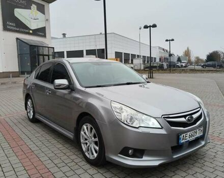 Серый Субару Легаси, объемом двигателя 2.46 л и пробегом 219 тыс. км за 8400 $, фото 1 на Automoto.ua