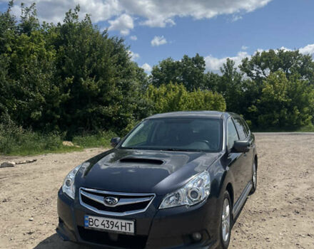 Серый Субару Легаси, объемом двигателя 2 л и пробегом 193 тыс. км за 6500 $, фото 1 на Automoto.ua