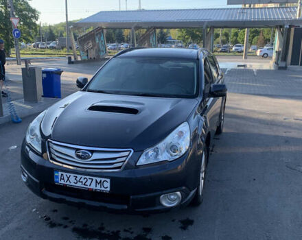 Сірий Субару Легасі, об'ємом двигуна 2 л та пробігом 188 тис. км за 12000 $, фото 1 на Automoto.ua