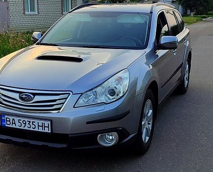 Сірий Субару Легасі, об'ємом двигуна 2 л та пробігом 250 тис. км за 8499 $, фото 1 на Automoto.ua