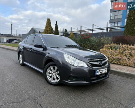 Серый Субару Легаси, объемом двигателя 2.5 л и пробегом 190 тыс. км за 6499 $, фото 1 на Automoto.ua