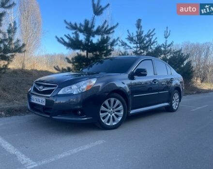 Серый Субару Легаси, объемом двигателя 2.46 л и пробегом 210 тыс. км за 7700 $, фото 1 на Automoto.ua