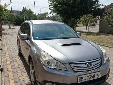 Серый Субару Легаси, объемом двигателя 2 л и пробегом 170 тыс. км за 7400 $, фото 1 на Automoto.ua