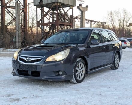 Сірий Субару Легасі, об'ємом двигуна 2 л та пробігом 211 тис. км за 3999 $, фото 1 на Automoto.ua