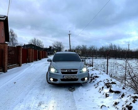 Серый Субару Легаси, объемом двигателя 2.5 л и пробегом 159 тыс. км за 8900 $, фото 1 на Automoto.ua