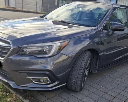 Серый Субару Легаси, объемом двигателя 0 л и пробегом 118 тыс. км за 10600 $, фото 1 на Automoto.ua