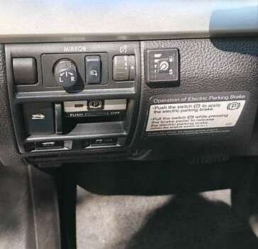 Синій Субару Легасі, об'ємом двигуна 2 л та пробігом 179 тис. км за 8600 $, фото 2 на Automoto.ua