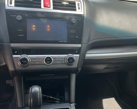 Синій Субару Легасі, об'ємом двигуна 2.5 л та пробігом 127 тис. км за 10800 $, фото 4 на Automoto.ua