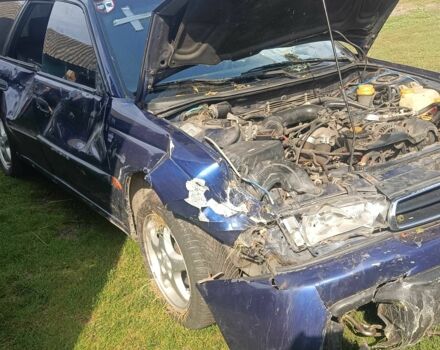 Синій Субару Легасі, об'ємом двигуна 2 л та пробігом 300 тис. км за 1453 $, фото 5 на Automoto.ua