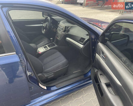Синій Субару Легасі, об'ємом двигуна 1.99 л та пробігом 235 тис. км за 8300 $, фото 25 на Automoto.ua