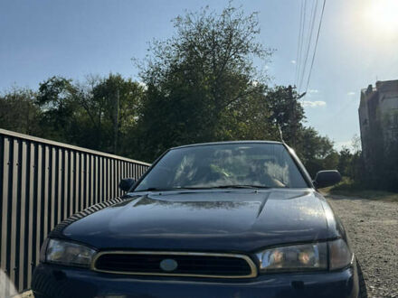 Синій Субару Легасі, об'ємом двигуна 2 л та пробігом 350 тис. км за 1850 $, фото 1 на Automoto.ua